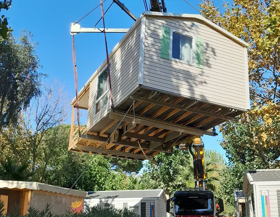 Le Grutage de mobil-homes